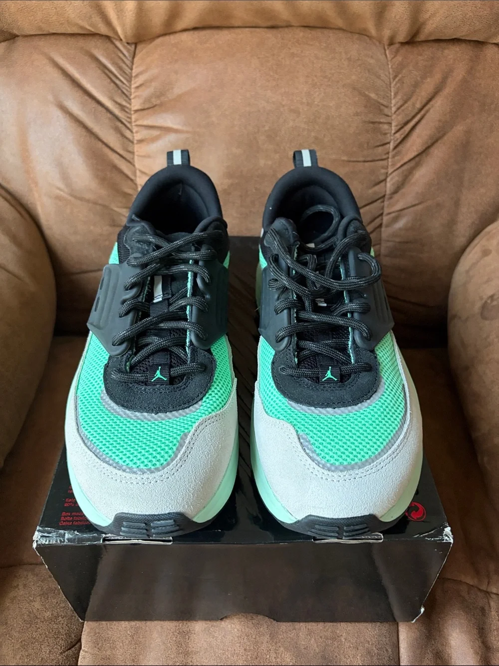 Jordan Trunner O/S Men’s Sneakers in Mint, Beige, and Black